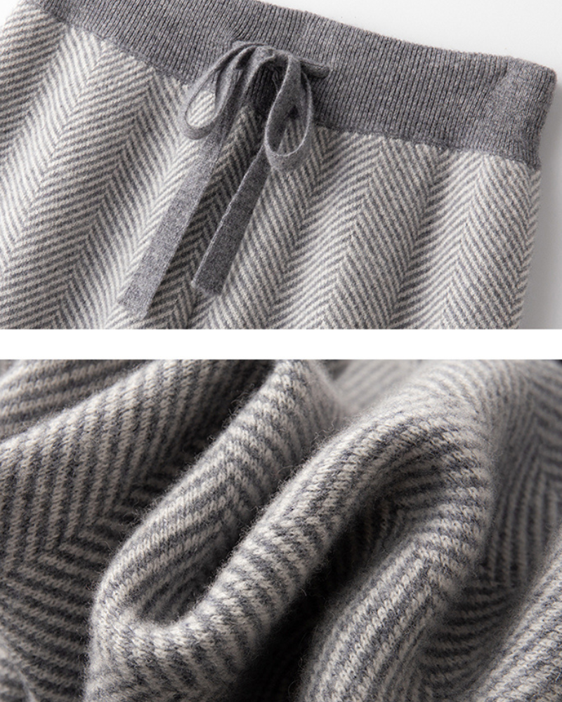 PANTALONI DRITTI IN MERINO CON CORDONCINI