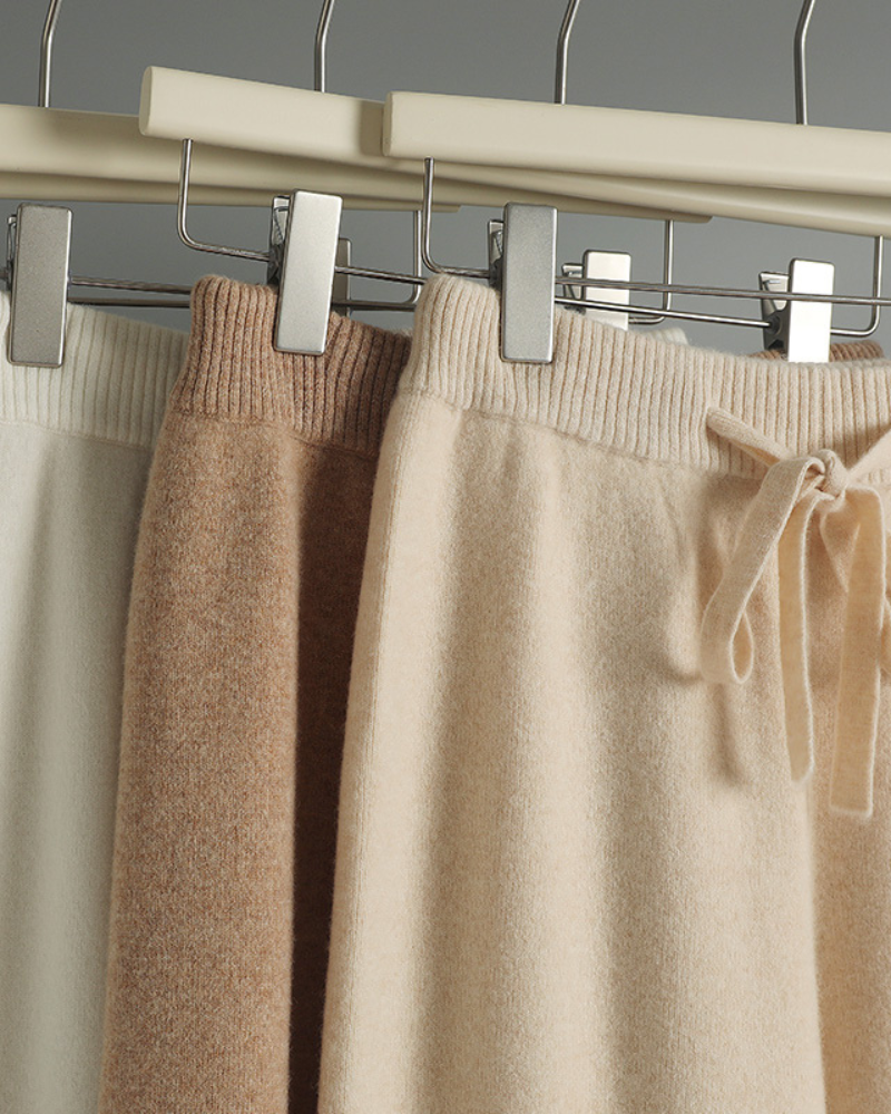PANTALONI DRITTI IN MERINO PREMIUM